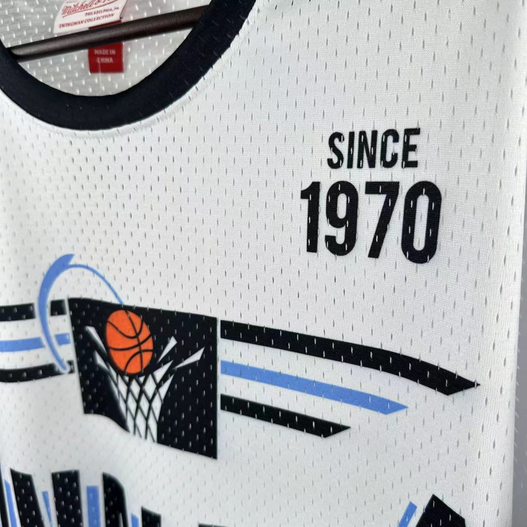 NBA Cleveland Cavaliers Mitchell & Ness Hardwood Classics Vintage Jersey